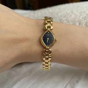 Vintage gold-tone Citizen women's quartz watch